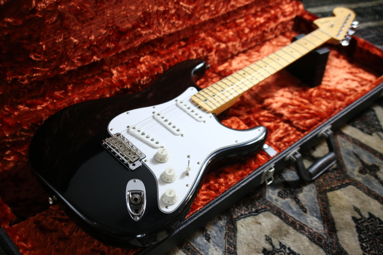 Fender Jimi Hendrix VooDoo Stratocaster BLK 1998