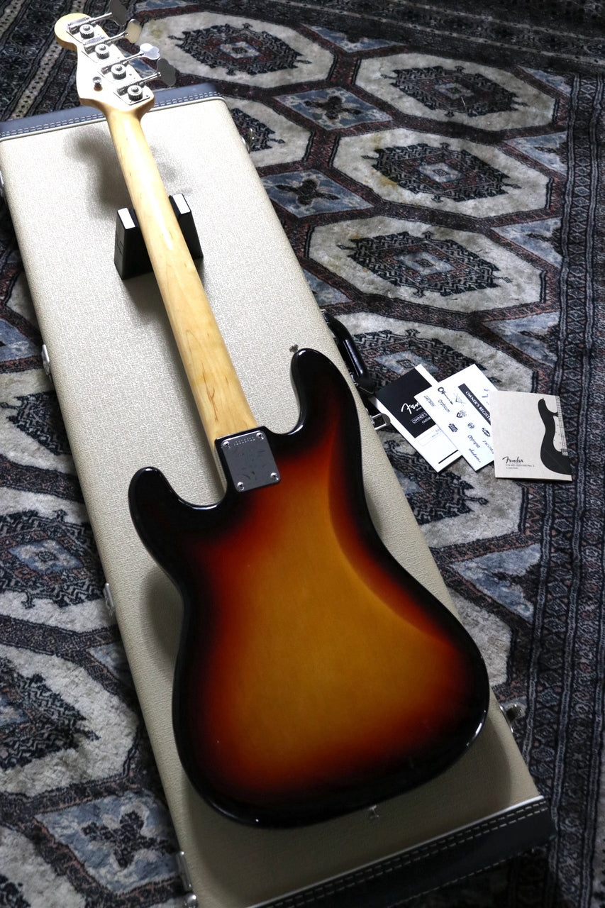 Fender  American Vintage '63 Precision Bass Sunburst 2013