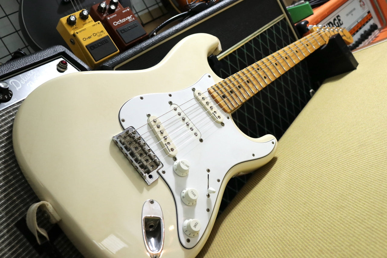 Fender Japan ST71-140YM VWH (Yngwie Malmsteen Signature)