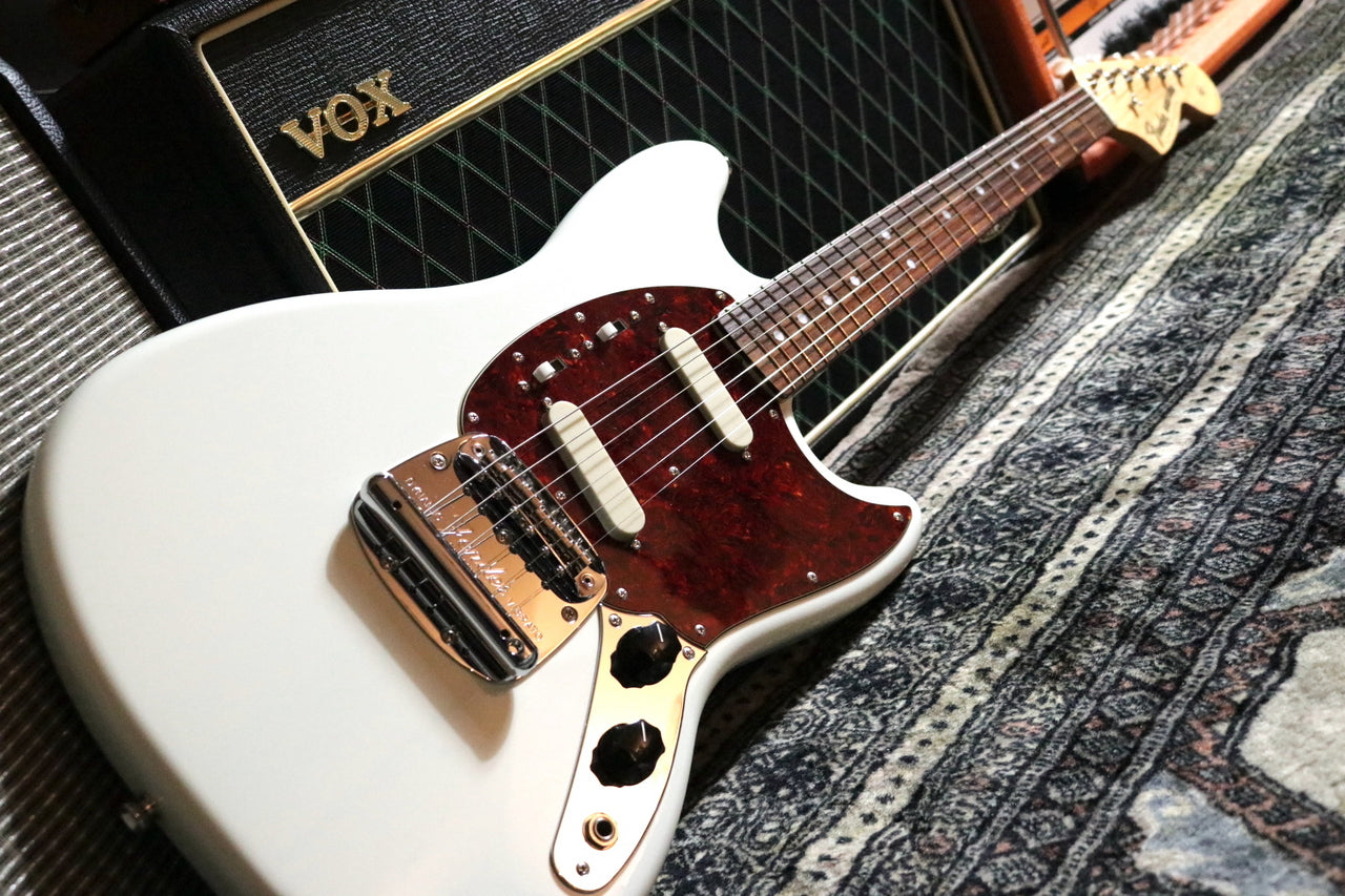 Fender Made in Japan Traditional 60s Mustang RW OWT 2022