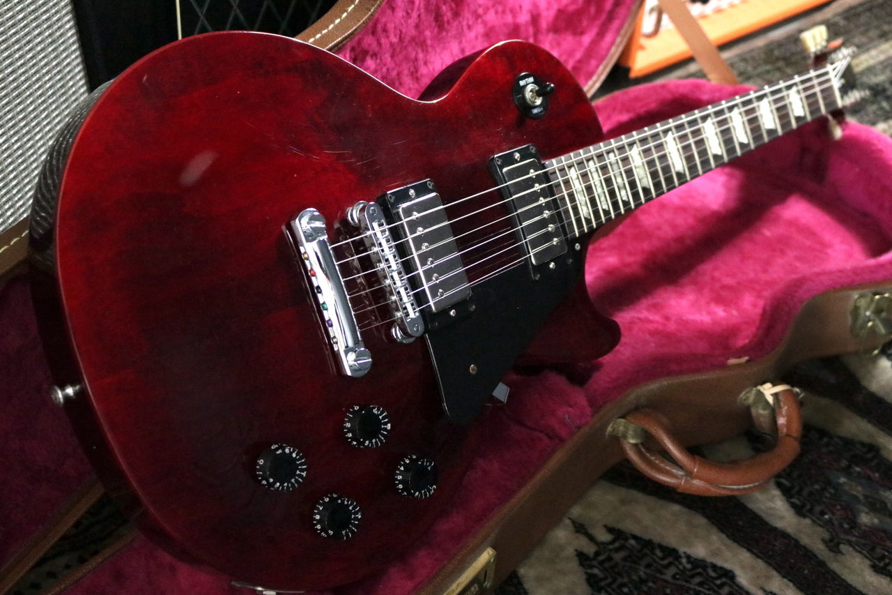 Gibson Les Paul Studio 2001 Wine Red w/ Monty's Retro Wind Humbucker Set