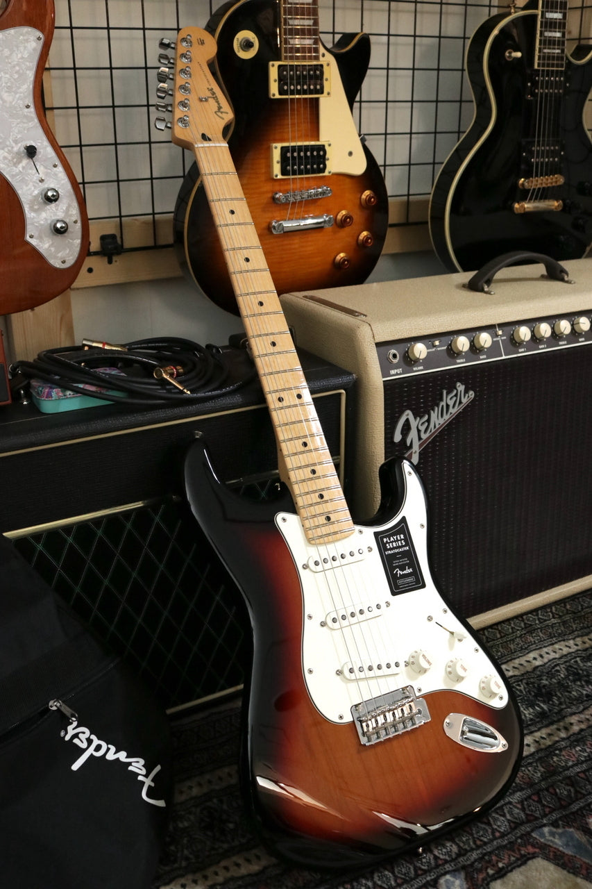 Fender Player Stratocaster MN 3TS 2022