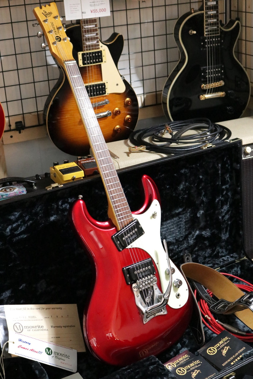 Mosrite V-65 Ventures Model Candy Apple Red (USA) #1807