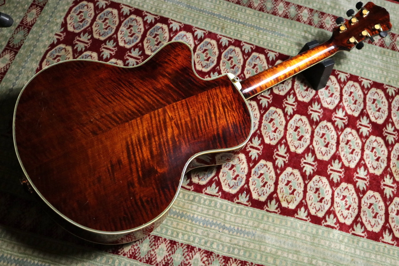 Eastman AR810CE Antique Red