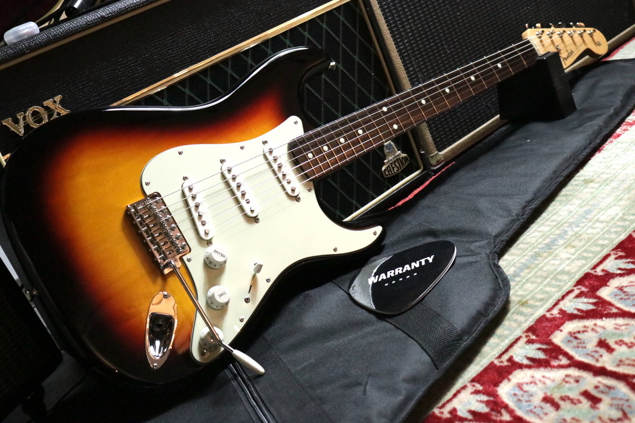 Fender Made in Japan Traditional '60s Stratocaster RW 3CS 2024