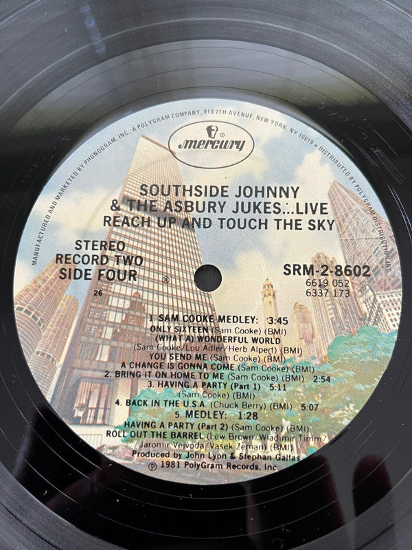 Southside Johnny & The Asbury Jukes - Live - Reach Up And Touch The...