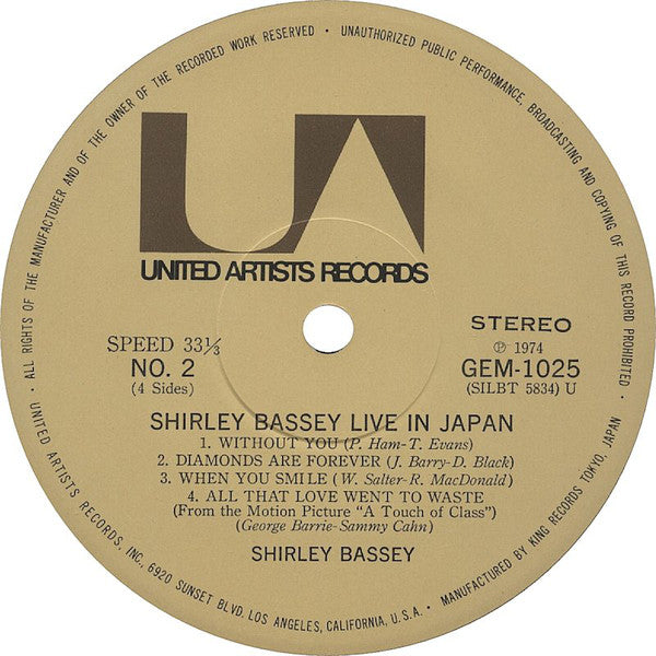 Shirley Bassey : Live In Japan (2xLP, Album)